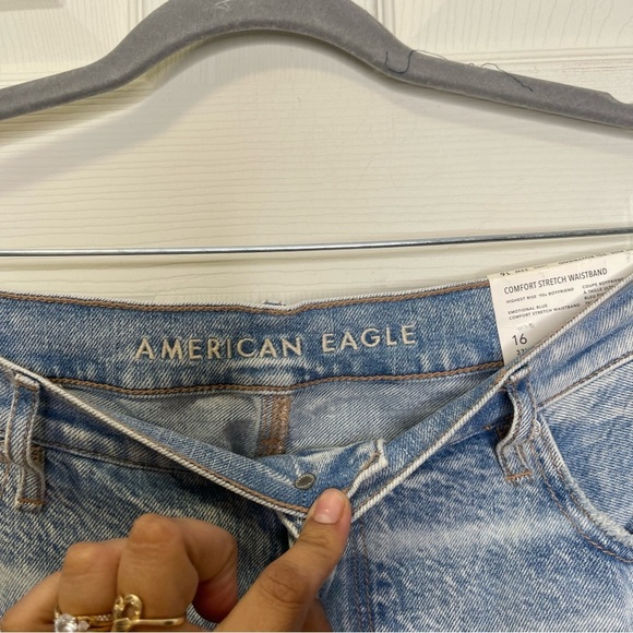 NWT American Eagle Highest Rise 90's Boyfriend Distressed Blue Jeans Plus Sz 16 - Picture 6 of 7